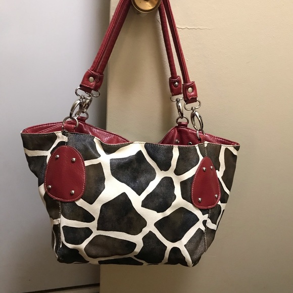 Purse - Picture 1 of 1